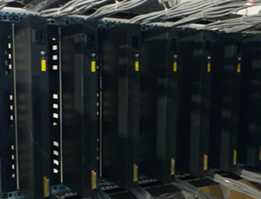 網絡機柜安裝及理線架